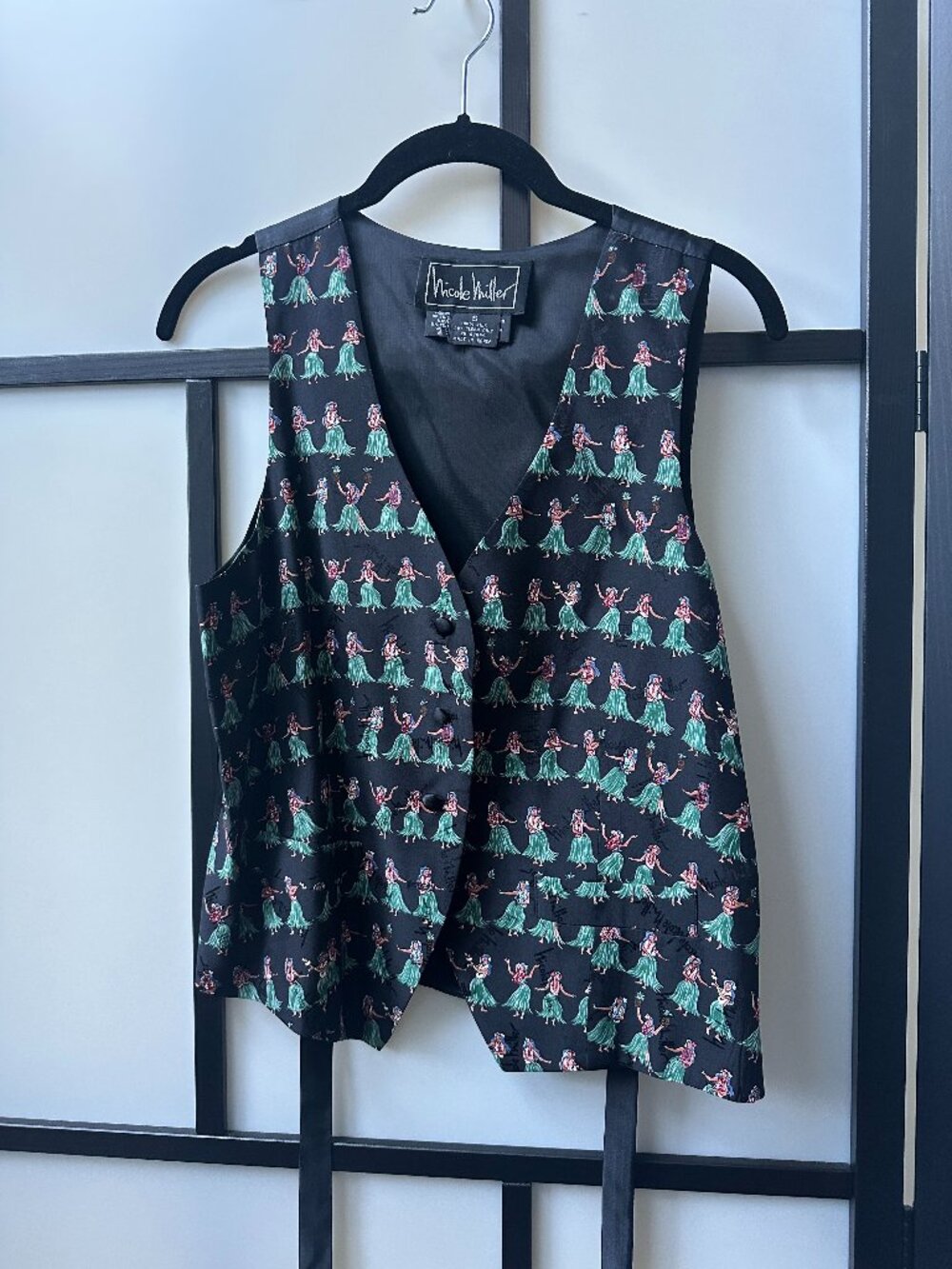 Vintage 1995 Nicole Miller 100% Silk Hawaiian Hula Girl Dancer Vest Size S